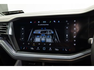 2025 Volkswagen Touareg
