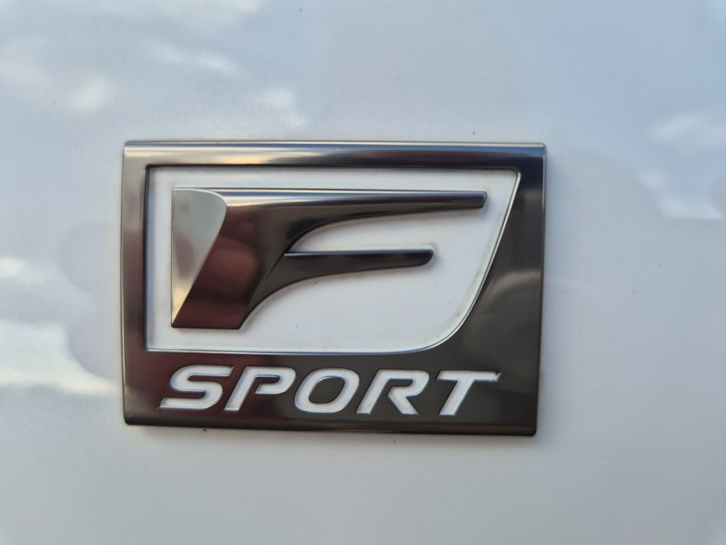 2021 Lexus ES 300h