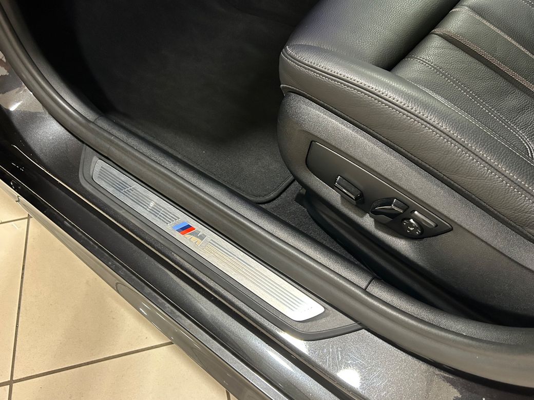 2021 BMW 5 Series