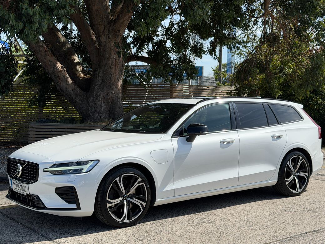 2022 Volvo V60