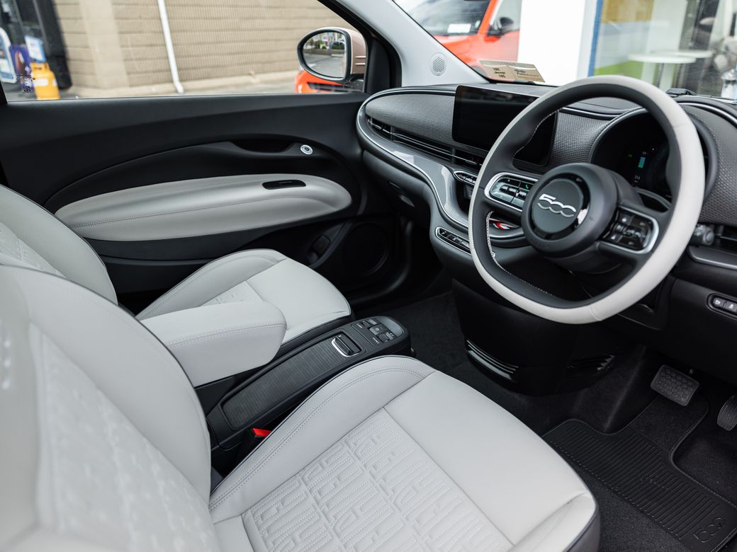 2025 Fiat 500