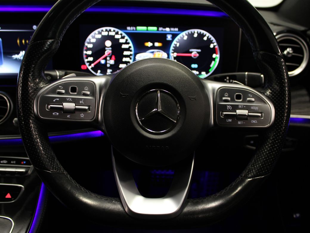 2020 Mercedes-Benz E 300