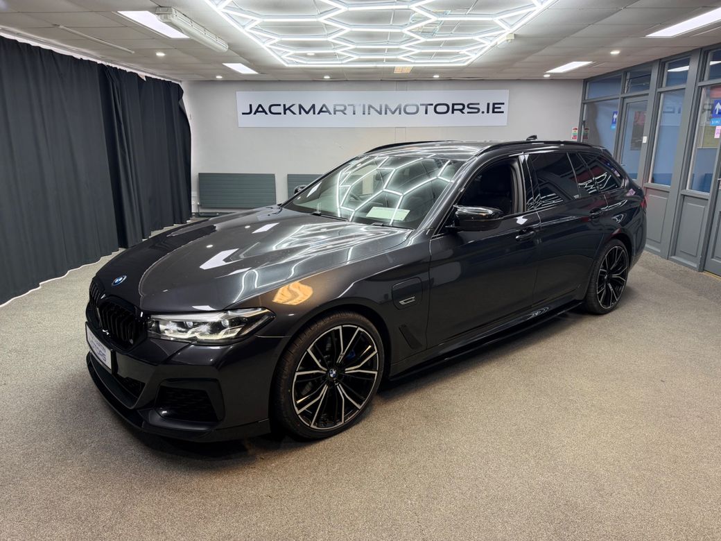 2022 BMW 5 Series