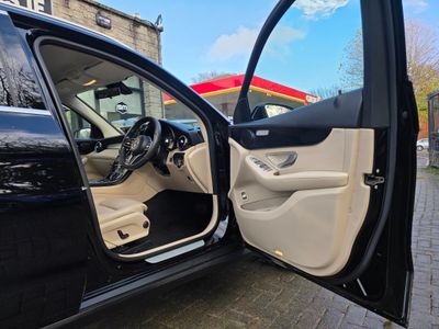 2022 Mercedes-Benz GLC Class