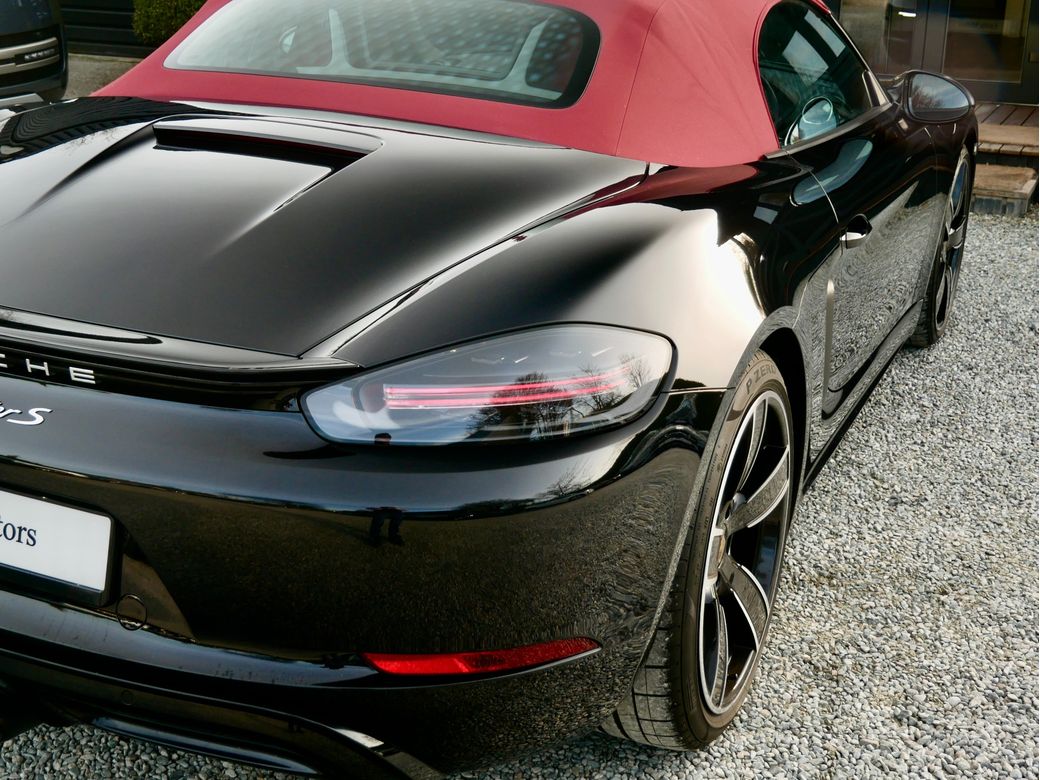 2026 Porsche Boxster