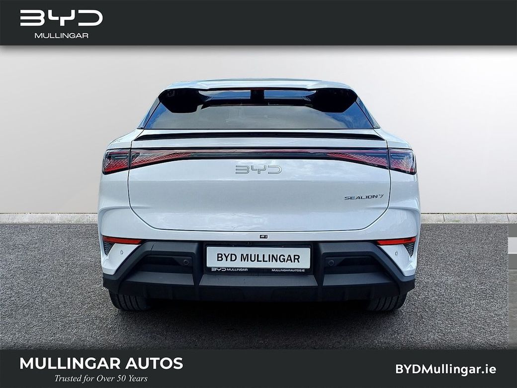 2026 BYD Sealion 7