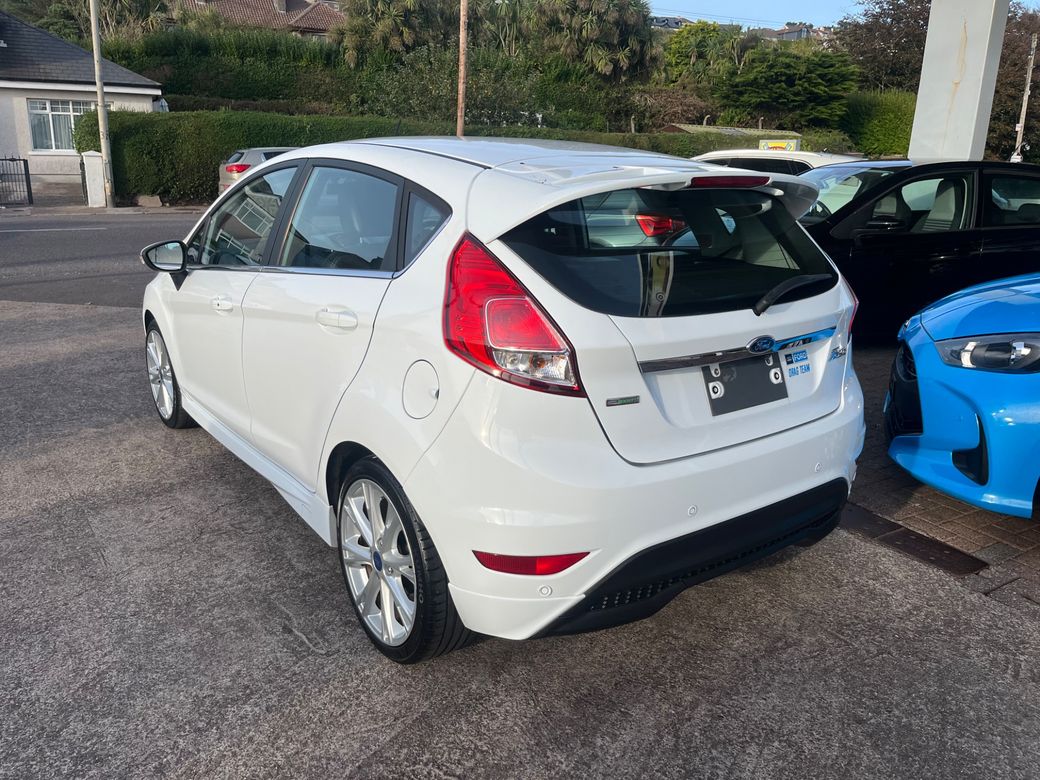 2015 Ford Fiesta