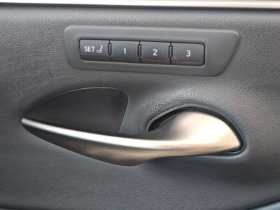 2022 Lexus ES 300h