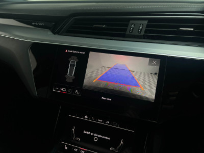 2022 Audi e-tron