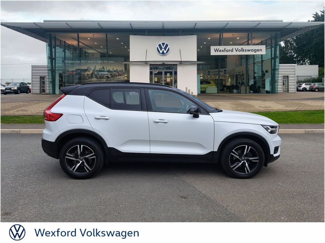 2020 Volvo XC40