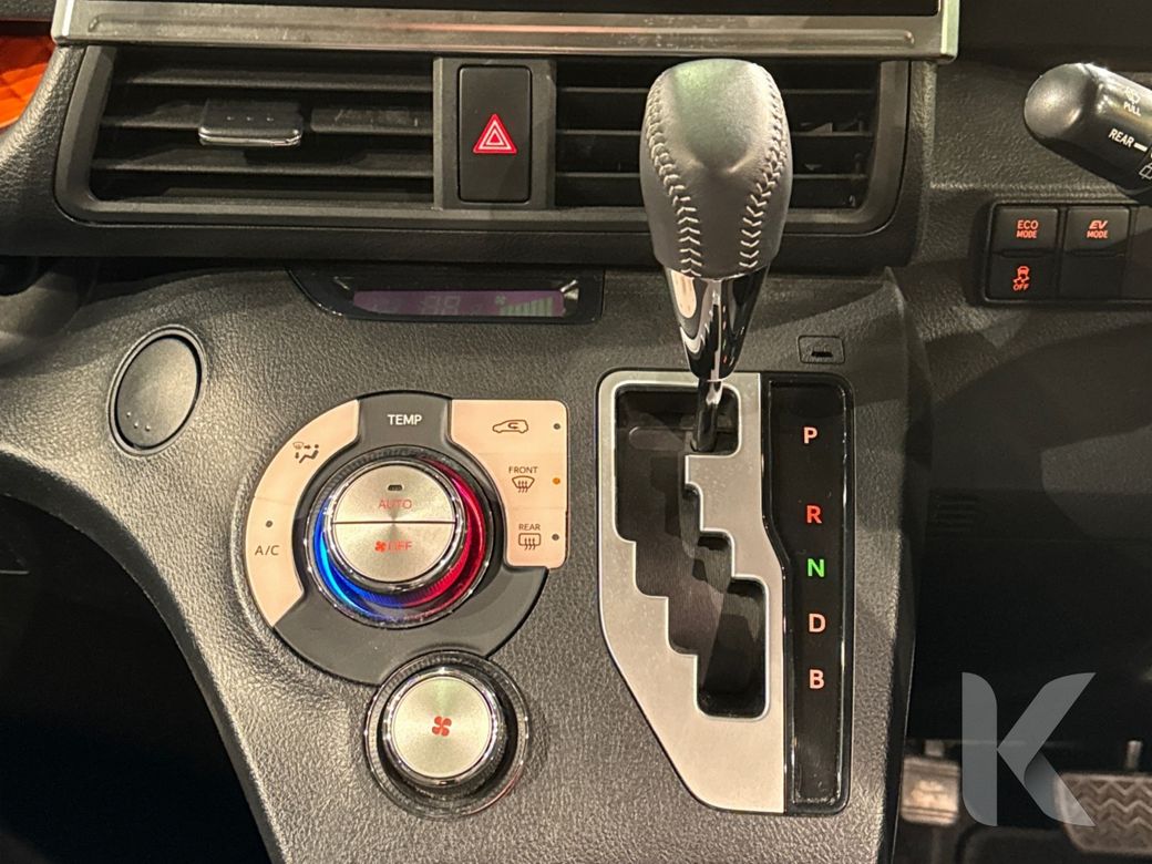 2020 Toyota Sienta