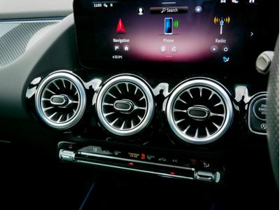 2024 Mercedes-Benz GLA 180