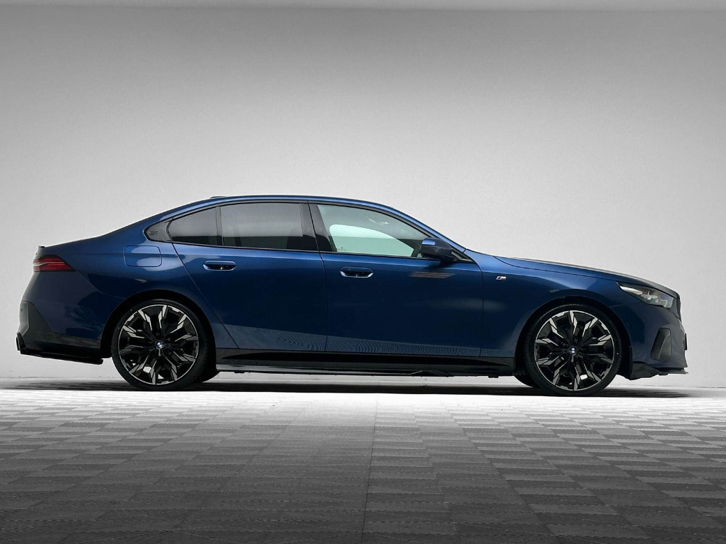 2025 BMW 5 Series