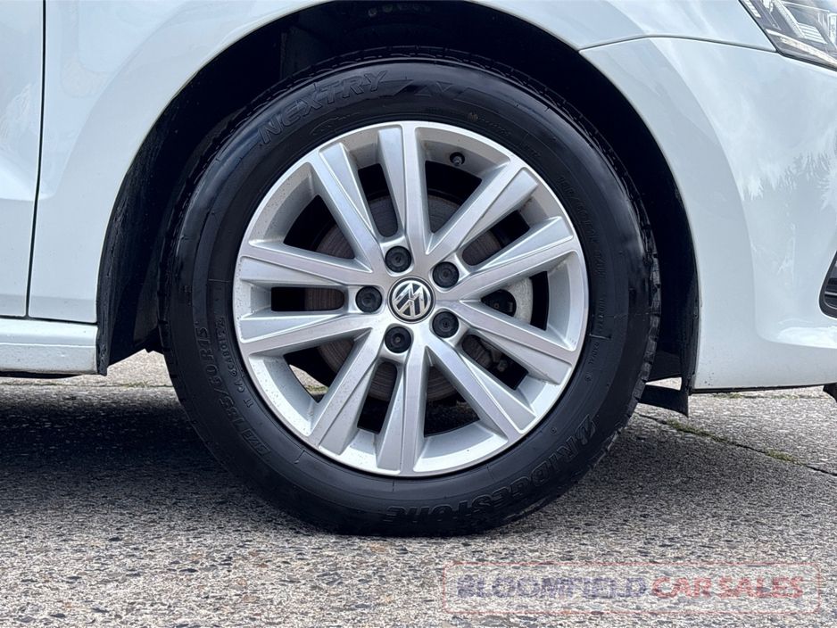 2017 Volkswagen Polo