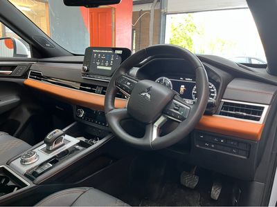 2024 Mitsubishi Outlander