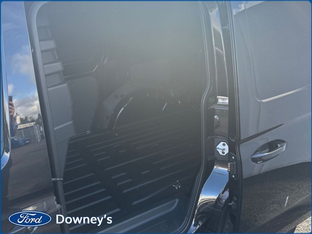 2025 Ford Transit Connect