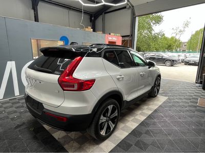 2022 Volvo XC40