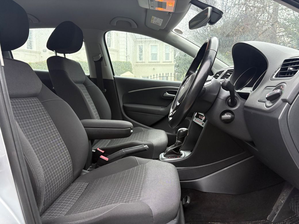 2017 Volkswagen Polo