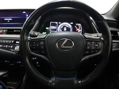 2021 Lexus ES 300h