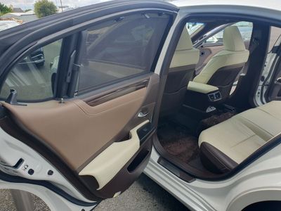 2019 Lexus ES 300h