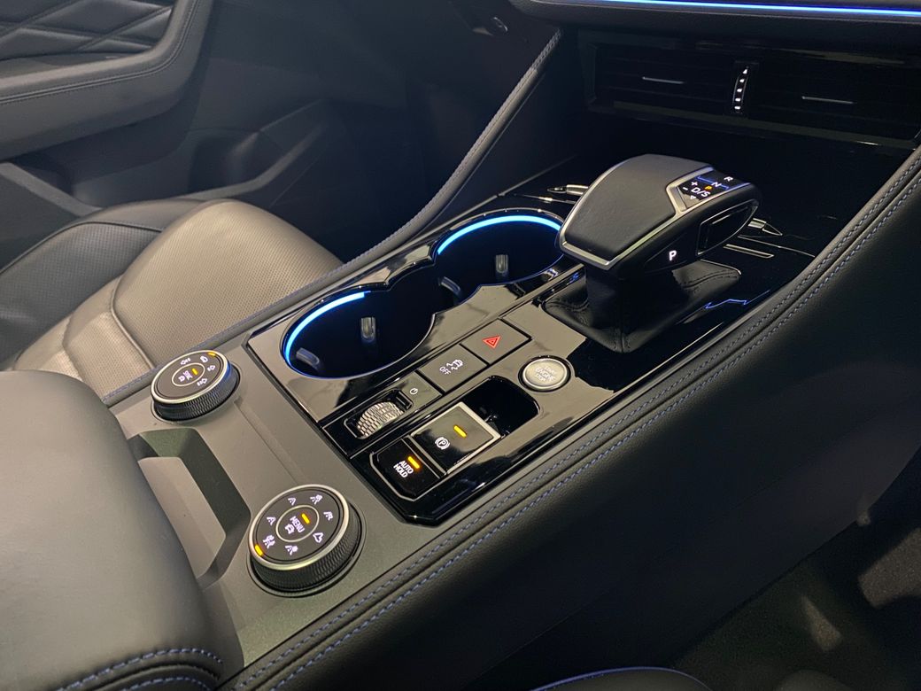 2024 Volkswagen Touareg