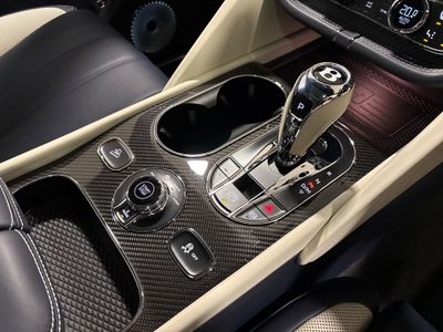2025 Bentley Bentayga