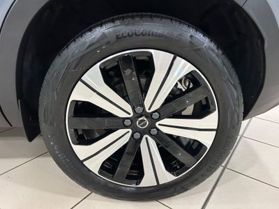 2023 Volvo XC40