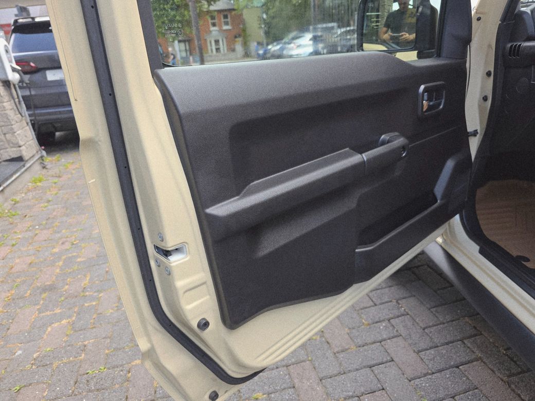 2023 Suzuki Jimny