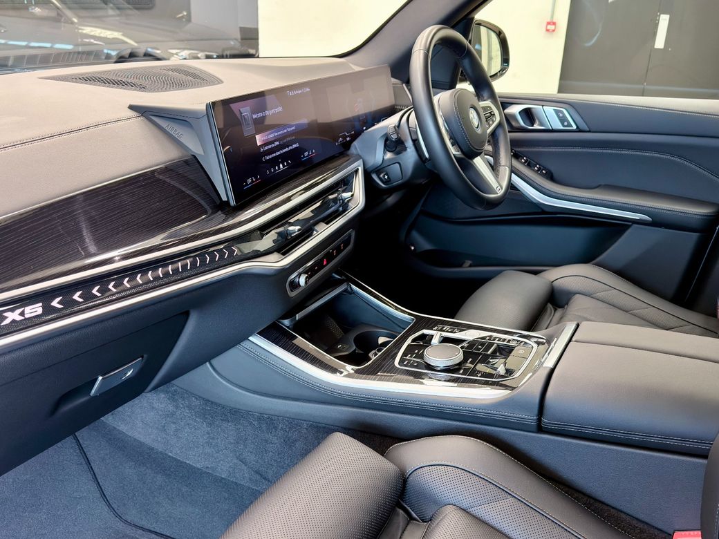 2025 BMW X5