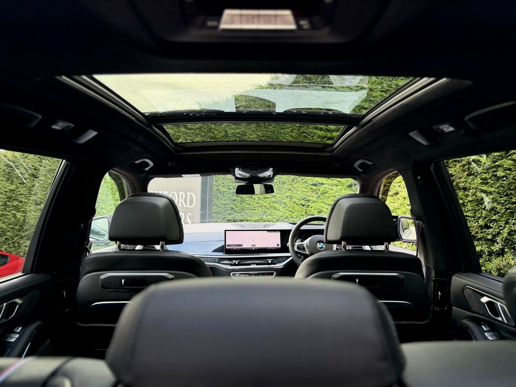 2024 BMW X7