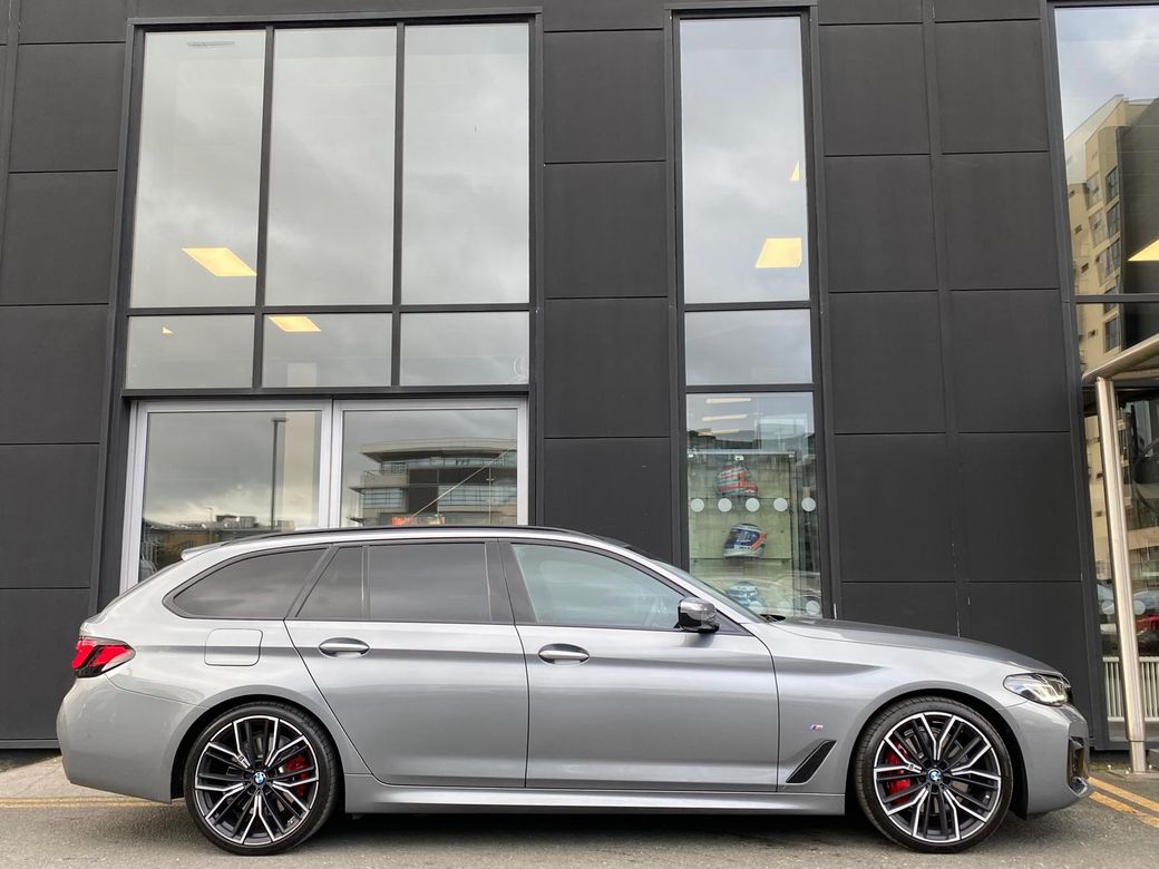 2023 BMW 5 Series