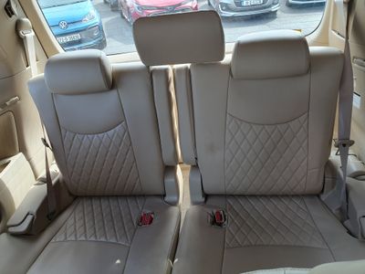 2013 Toyota Alphard