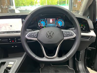 2024 Volkswagen Golf