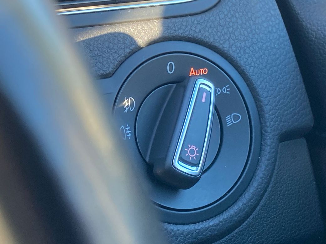 2017 Volkswagen Polo