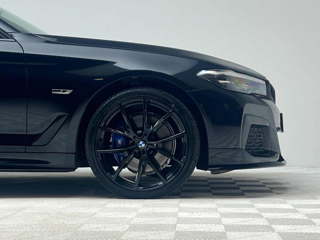 2023 BMW 5 Series