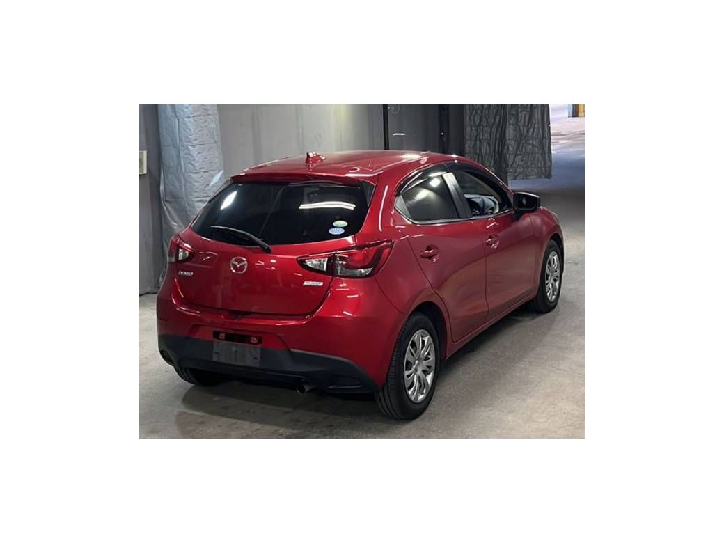 2016 Mazda Demio