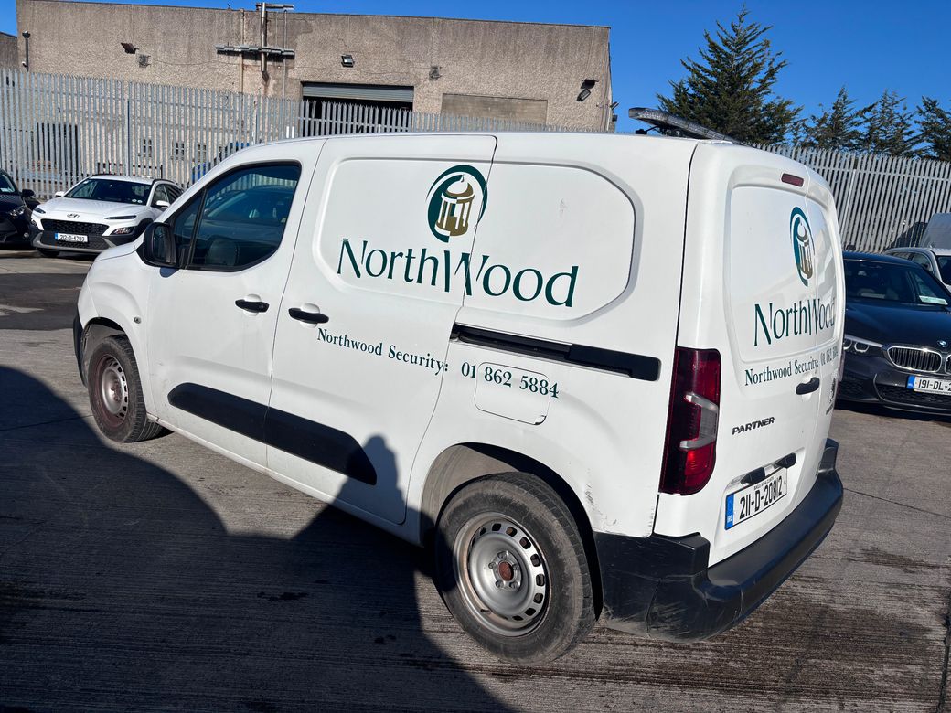 2021 Peugeot Partner