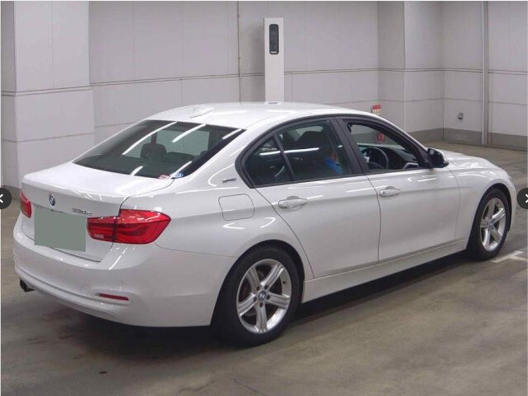 2016 BMW 2002