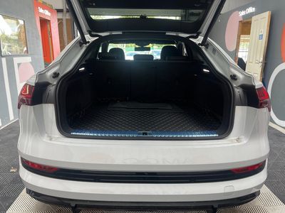 2022 Audi e-tron