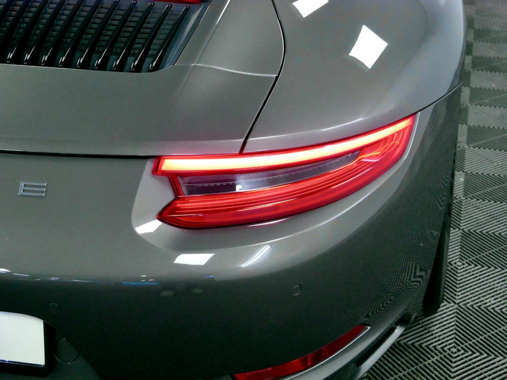 2017 Porsche 911