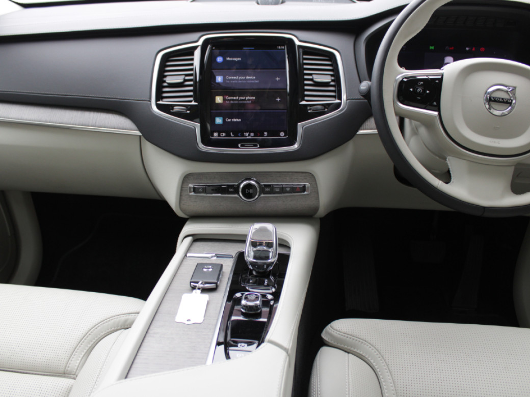2023 Volvo XC90