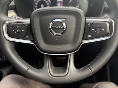 2021 Volvo XC40
