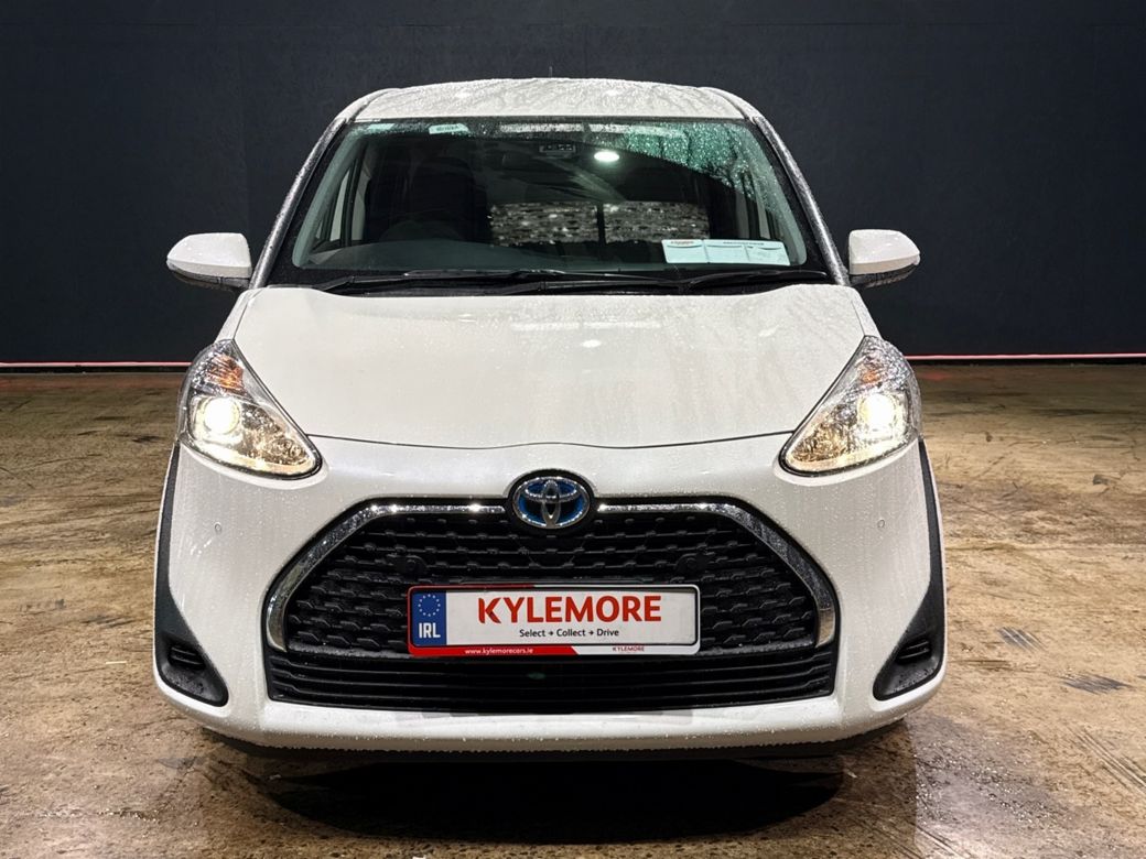 2021 Toyota Sienta