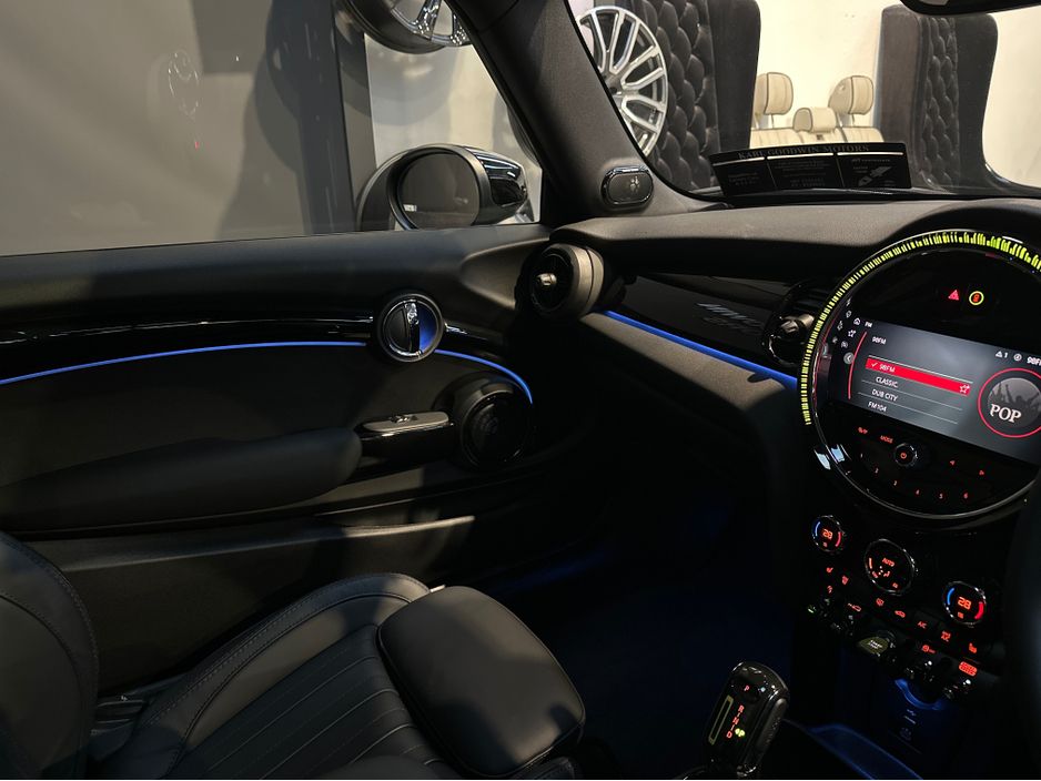 2024 Mini Hatch
