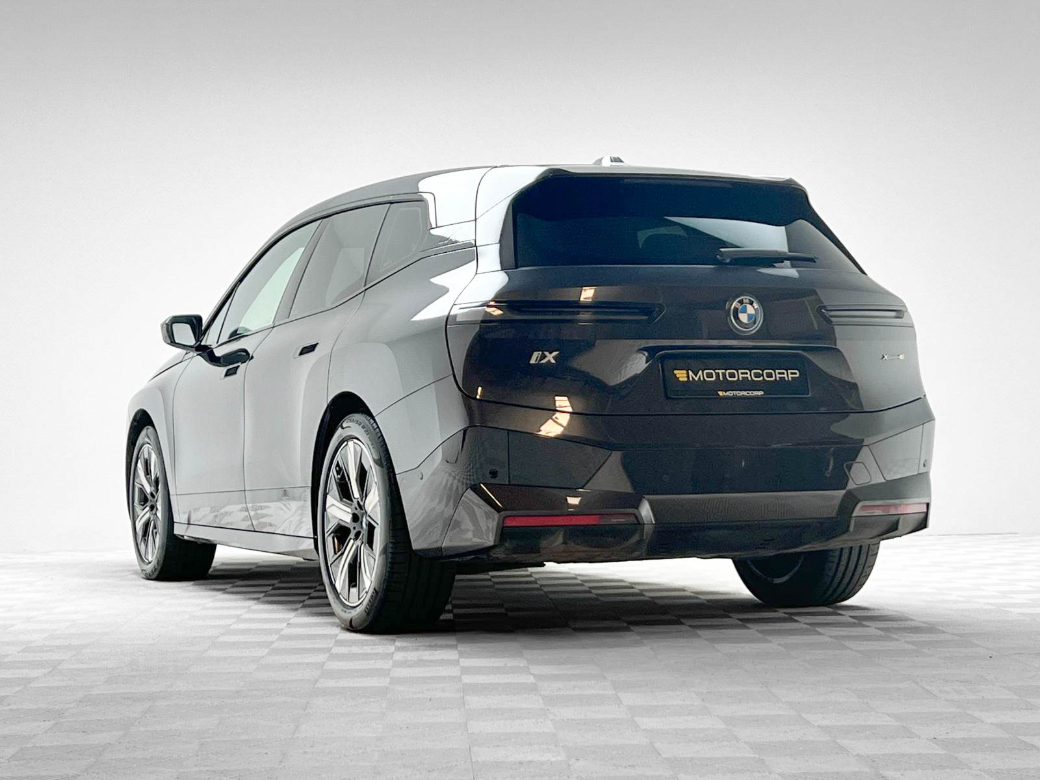 2022 BMW iX