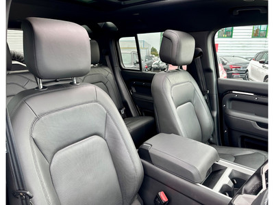 2025 Land Rover Defender