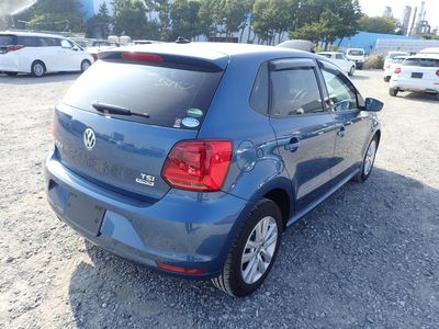 2017 Volkswagen Polo