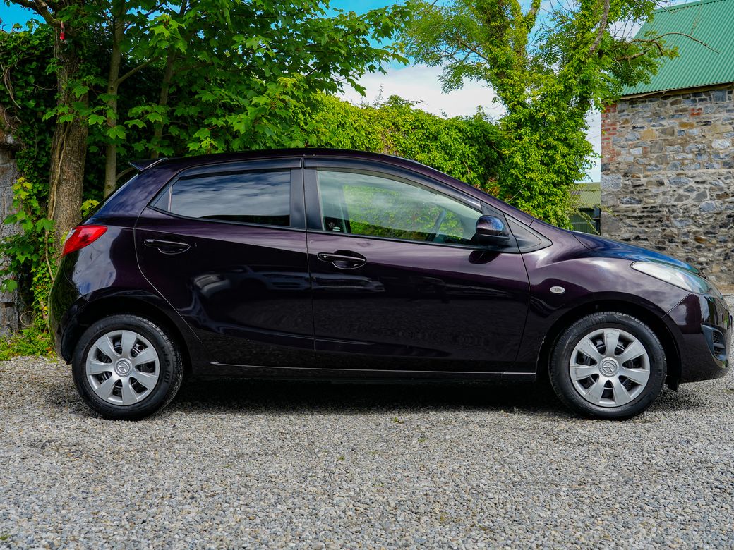 2014 Mazda Demio