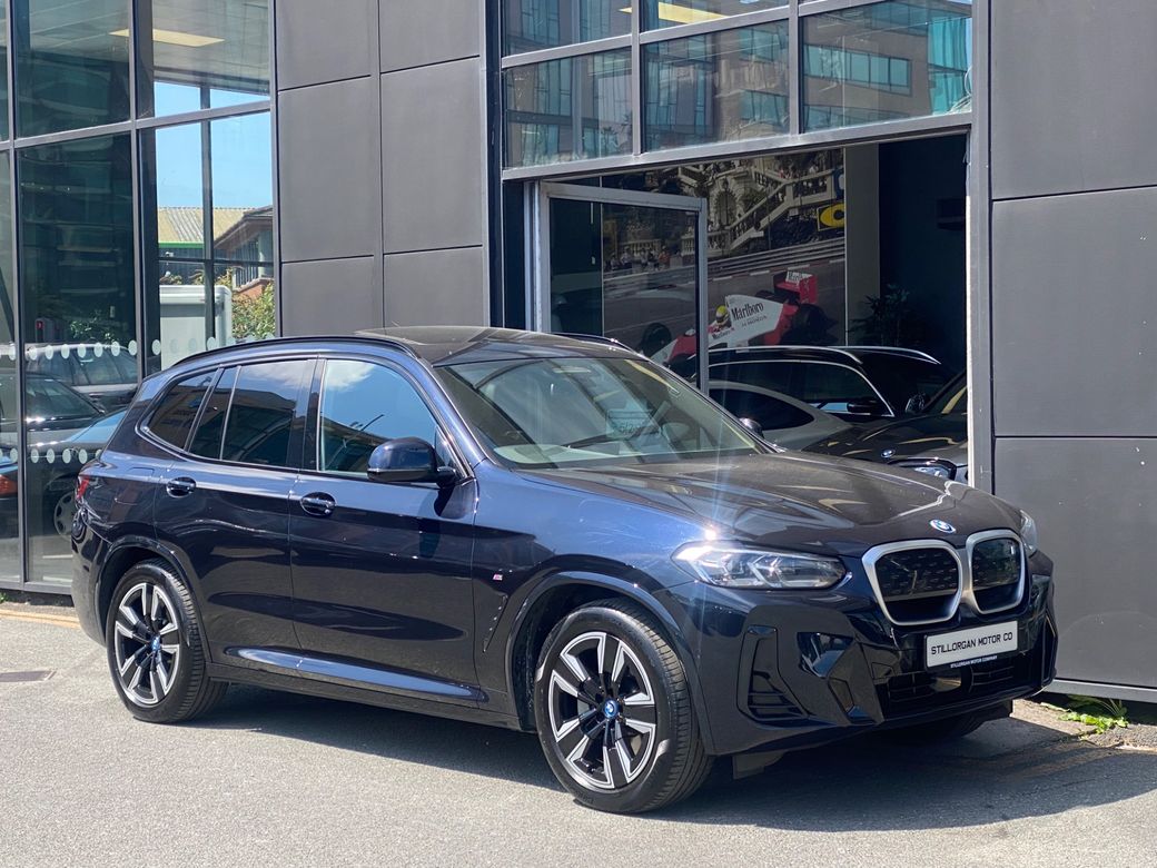 2022 BMW iX3