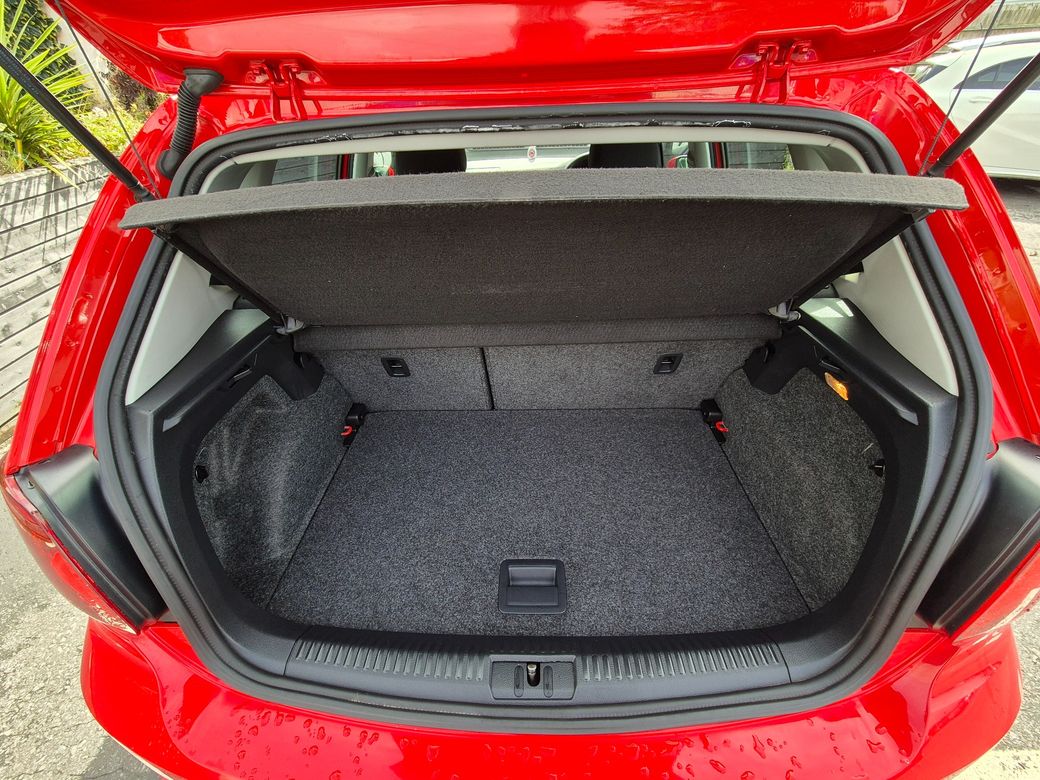 2016 Volkswagen Polo